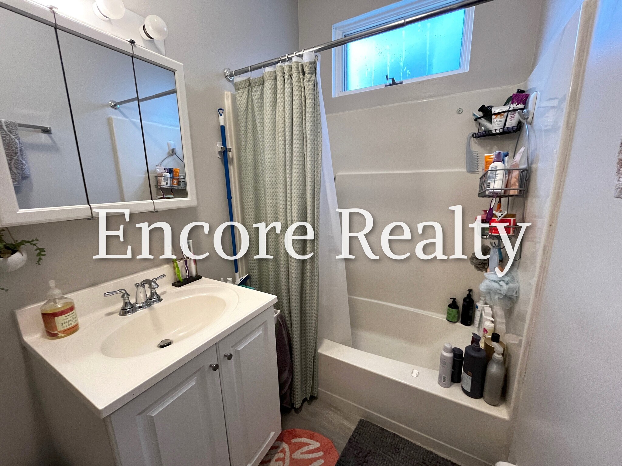 Building Photo - 41 Stearns Rd