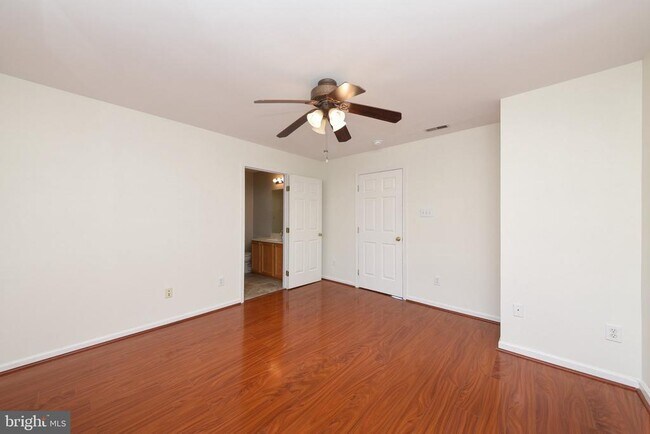 Building Photo - 401 Jene Ct