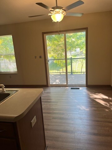 Building Photo - 123 Legend Ct