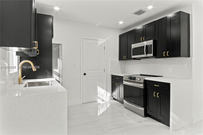 Building Photo - 1739 NW 67th St