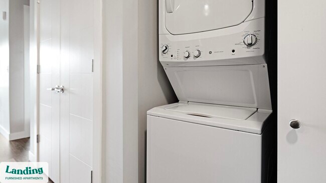 Building Photo - 1010 Enclave Blvd