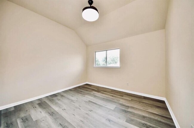 Building Photo - 6902 Sterling Meadow Dr