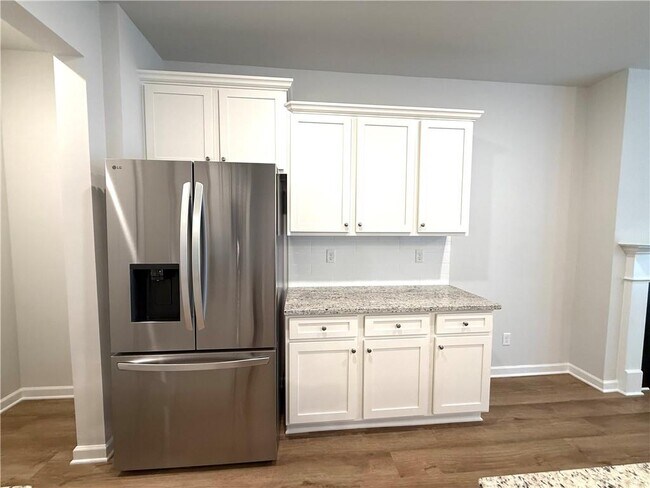 Building Photo - 401 Lanier Cir