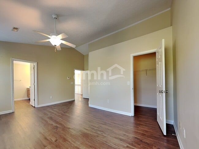 Building Photo - 552 Wildlife Ct