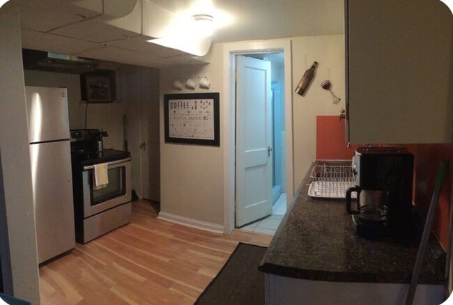 Building Photo - June 2025 - SFH Rental in Englewood 3 bed ...