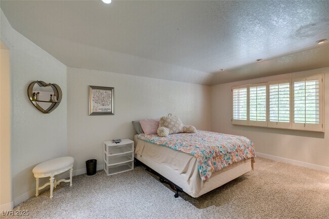 Building Photo - 5133 Southern Hills Ln