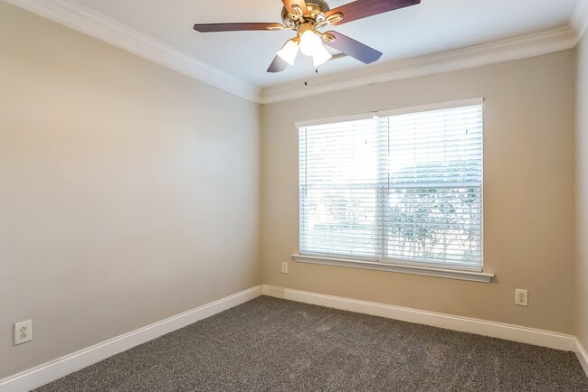 Building Photo - 447 Averasboro Dr