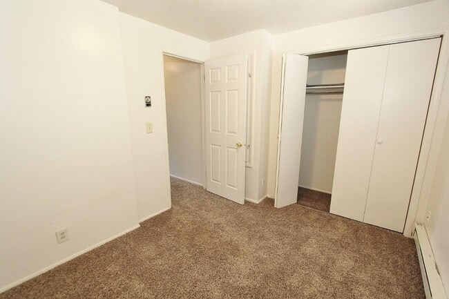 Building Photo - 733 N 28th St