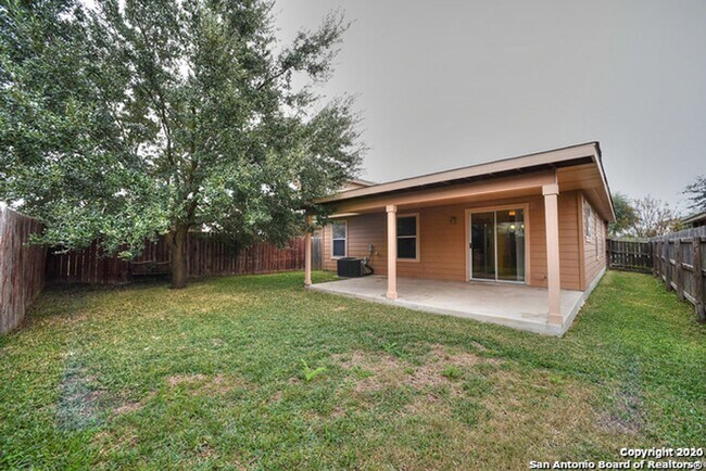Building Photo - 3 Bedroom/2 Bath Mission Creek Subdivision