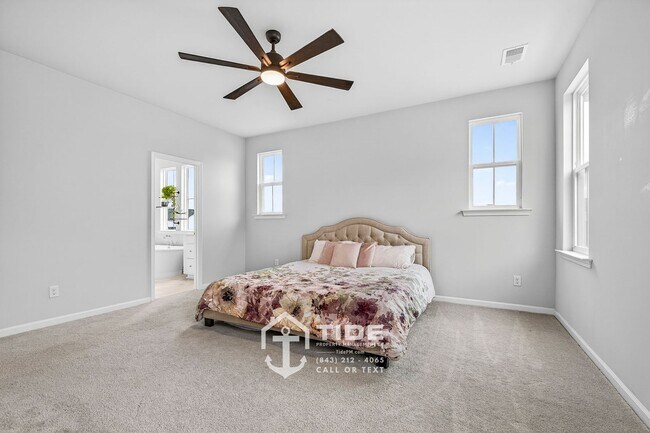 Building Photo - Private Retreat with Modern Upgrades