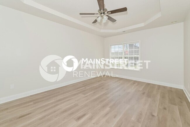 Building Photo - 3 Bedroom Pet-Friendly Home in Corryton, TN with Main Street Renewal