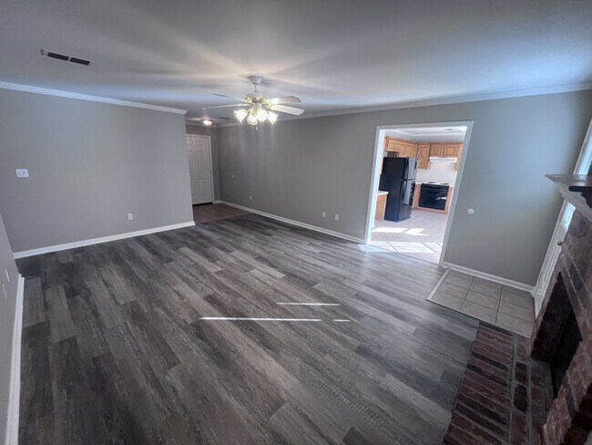 Building Photo - 54 W Plaza Blvd