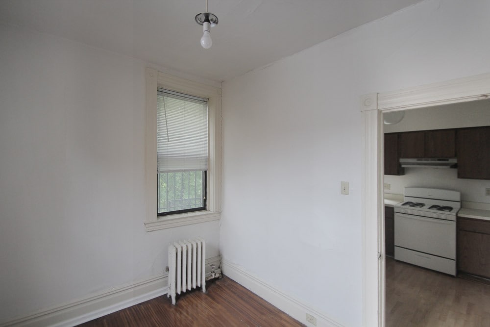 Building Photo - 405 Peebles St