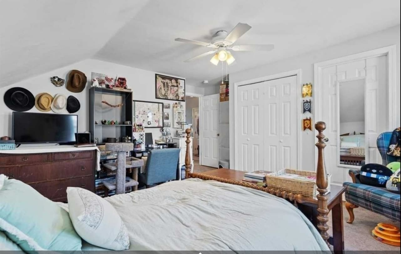 Building Photo - 38 Watch St