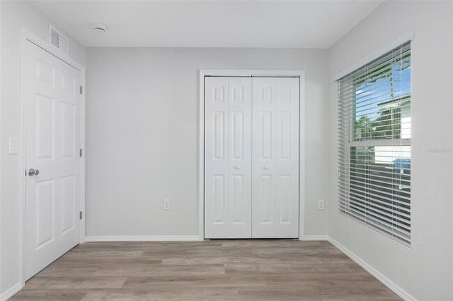 Building Photo - 454 21st St N