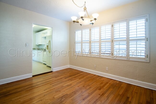 Building Photo - Cute 3/3 Home Near Sodo