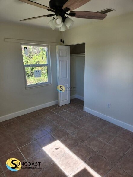 Building Photo - 27178 Adams St