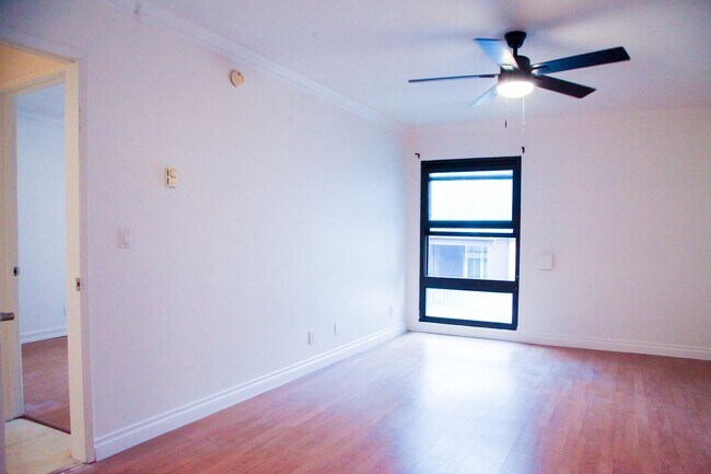 Building Photo - 7777 W 91st St