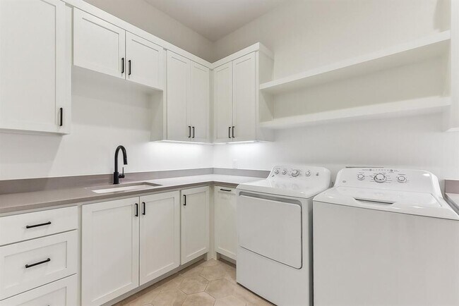 Building Photo - 116 Tranquility Trails