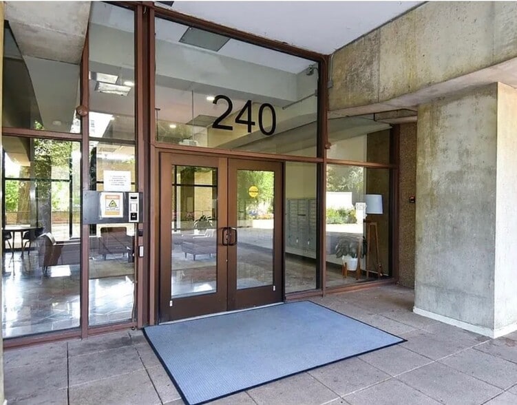 Building Photo - 240 M St SW