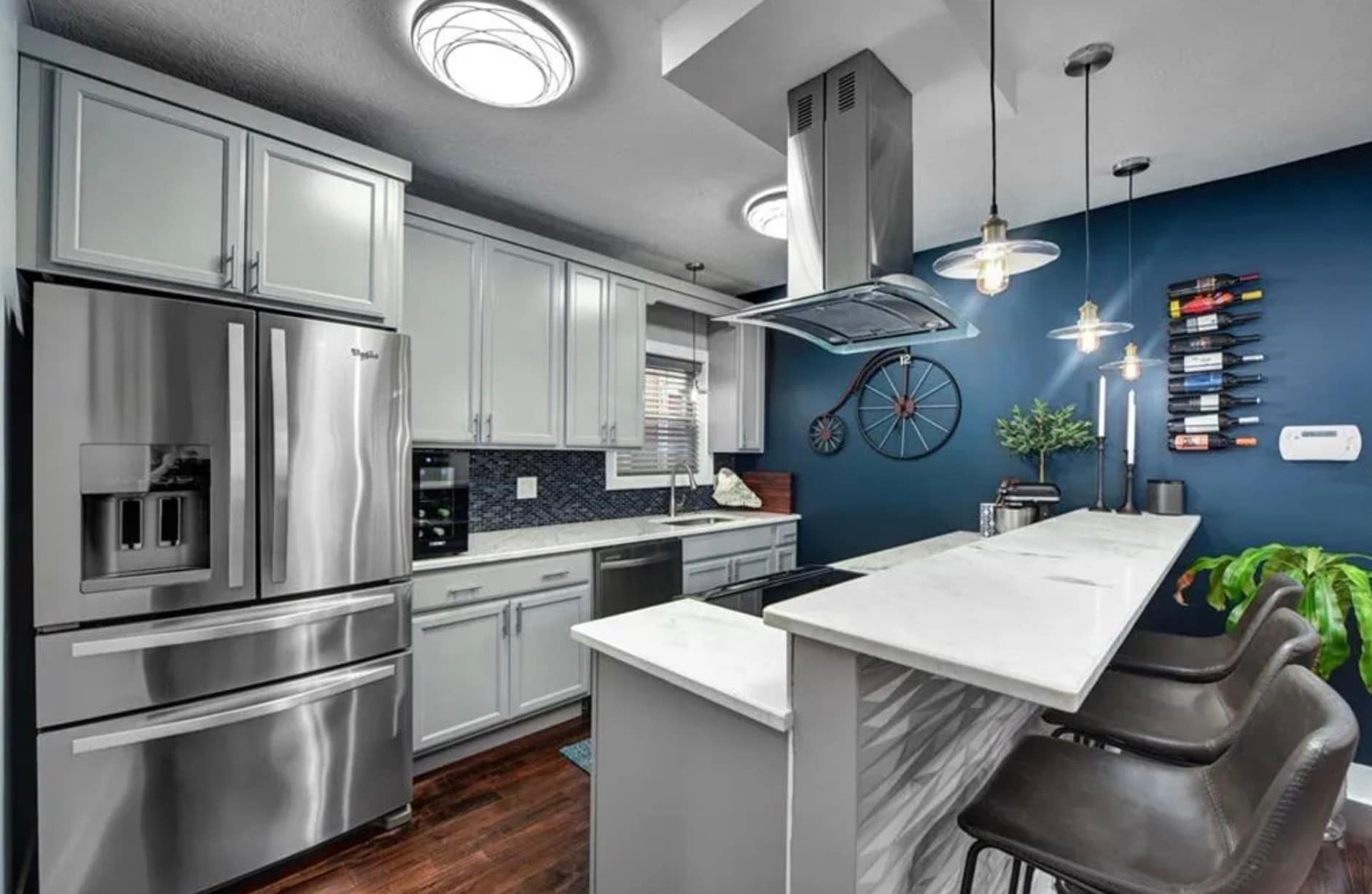 Building Photo - 4424 Bridge Ave