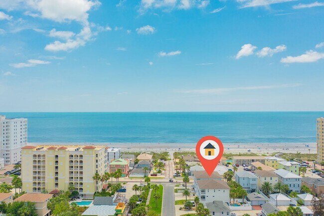 Building Photo - Fully Furnished Jax Beach Townhome