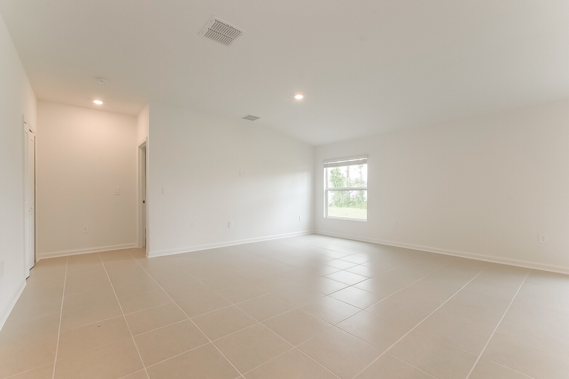 Building Photo - 1370 Inkberry Cir