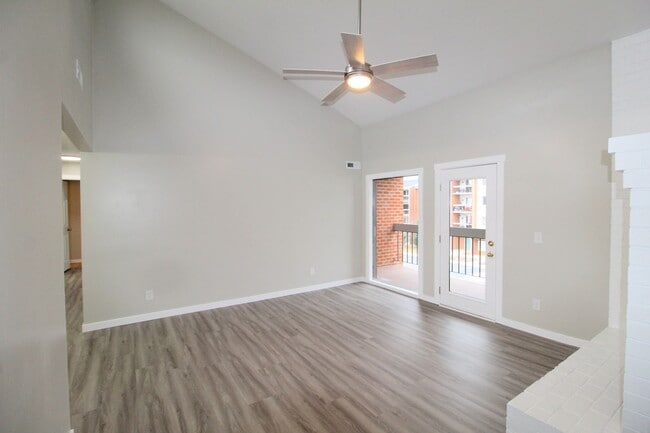 Building Photo - 1026 Blue Ridge Dr
