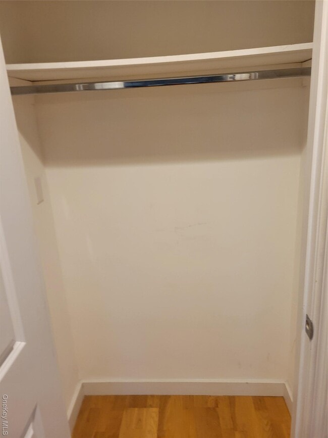 Building Photo - 143-20 Hoover Ave