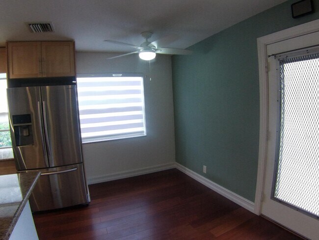 Building Photo - 854 Normandy Trail