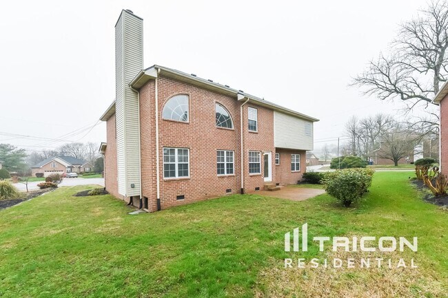 Building Photo - 104 Lindsey Dr