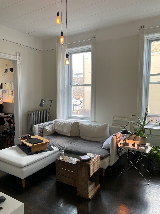 Building Photo - 1222 N Campbell Ave