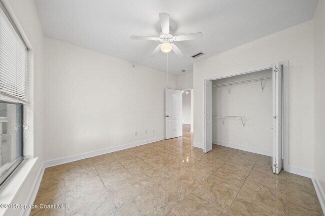 Building Photo - 6421 Borasco Dr