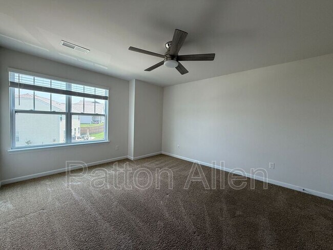 Building Photo - 138 Marathon Ln