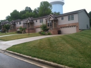 Primary Photo - 975 Sautter Dr