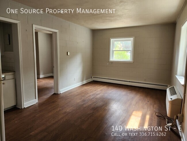 Building Photo - 140 Washington St