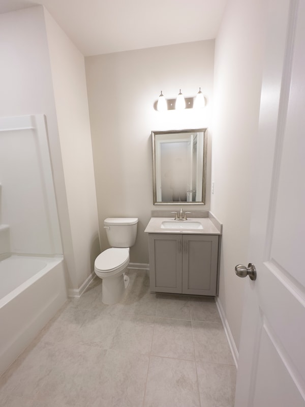 Building Photo - 15013 Camus Ct