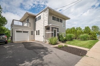 Building Photo - 82 Bass Ave