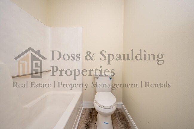 Building Photo - 3624 Heathrow Dr