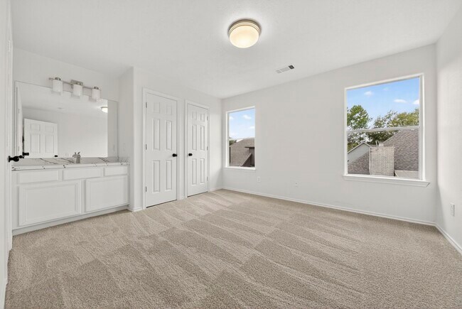 Building Photo - 3315 Berzin Ct
