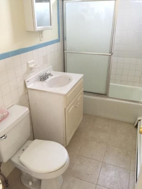 Building Photo - 10 Buckley Ave