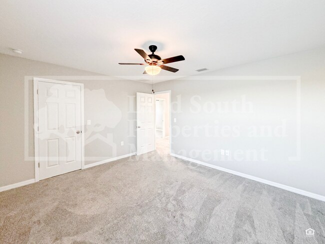 Building Photo - 3389 Cup Dr