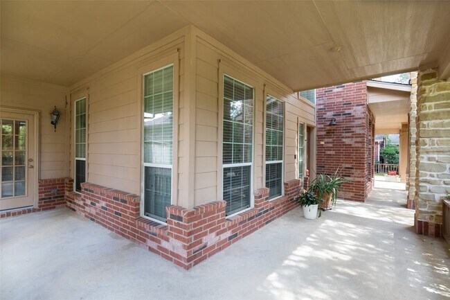 Building Photo - 23814 Seventh Heaven