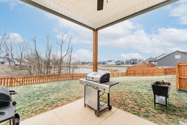 Building Photo - 1106 Eagle's View Dr