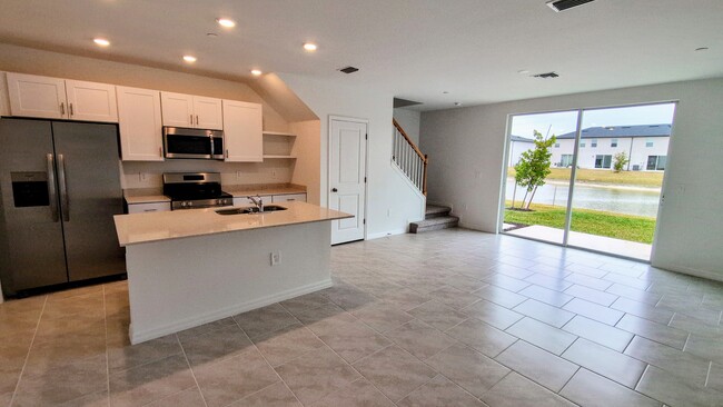 KITCHEN - 4277 Cirella Ct