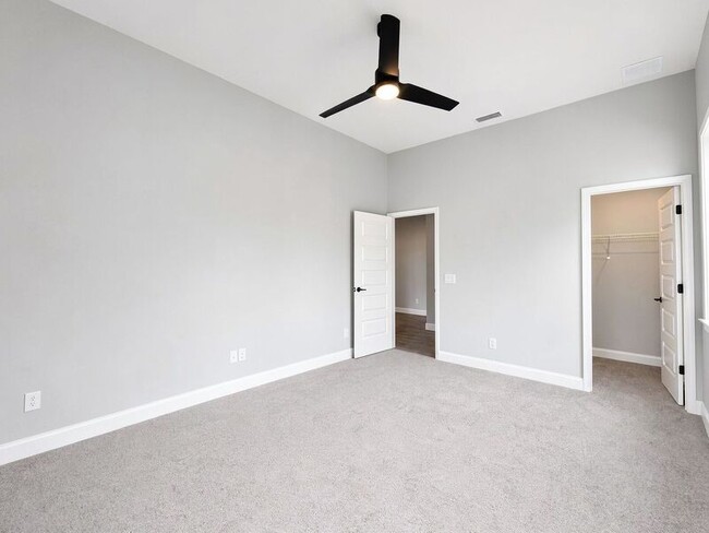 Building Photo - 1156 Windjammer Dr