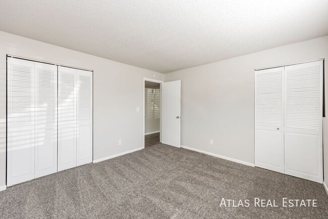 Building Photo - Look and lease: Free 50" TV if you apply 2...