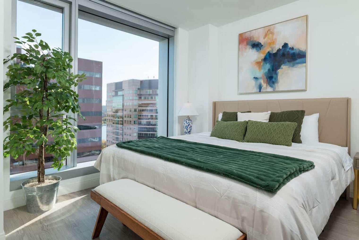 Building Photo - 56 Beach St