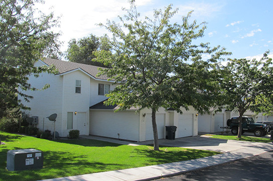 Primary Photo - Quail Ridge Apartments