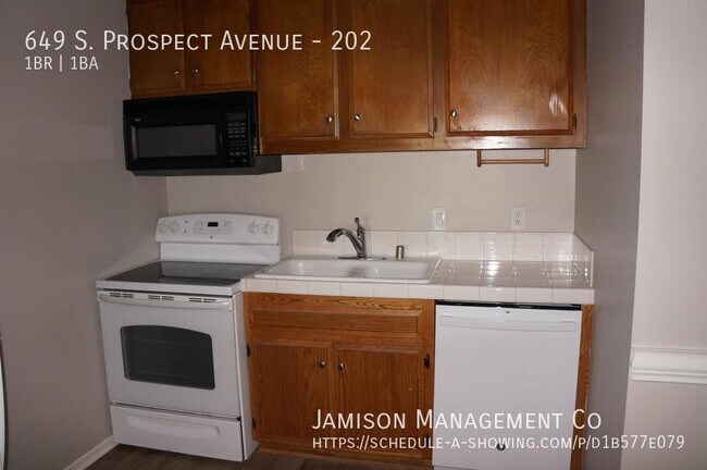Building Photo - 649 S Prospect Ave